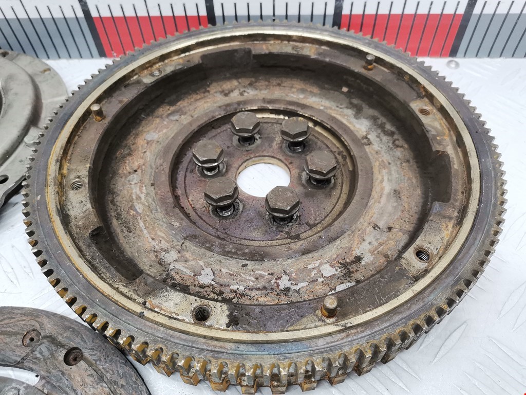 Маховик (демпфер сцепления) SKODA Fabia MK1 1999-2006