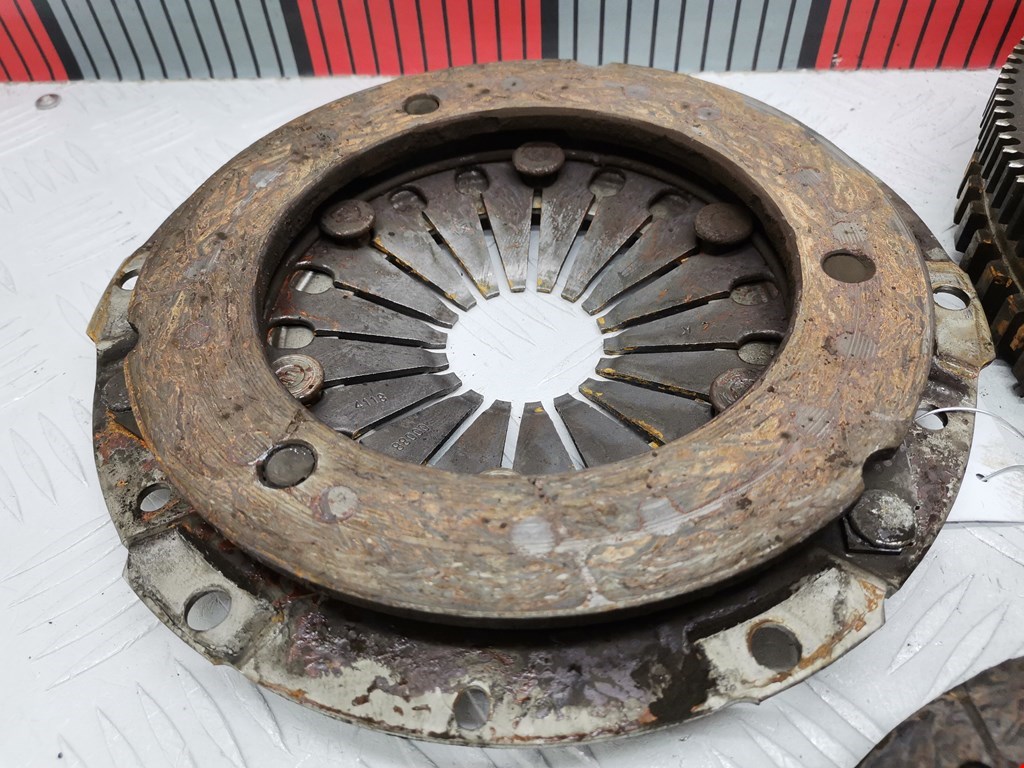 Маховик (демпфер сцепления) SKODA Fabia MK1 1999-2006