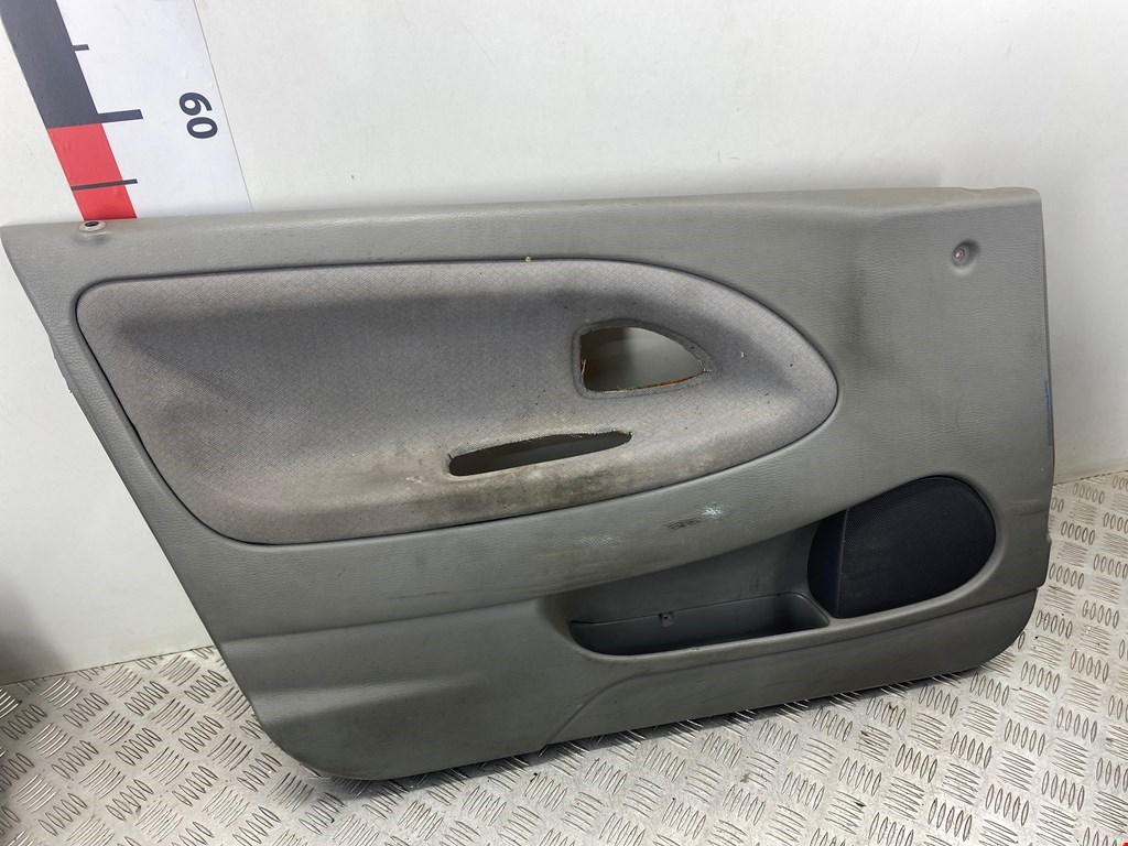 Обшивка двери передняя левая VOLVO S70 1997-2000