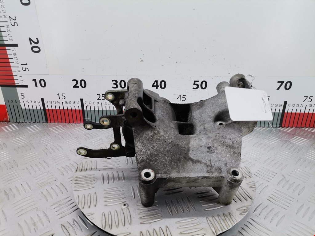 Кронштейн гидроусилителя BMW 3er E36 1991-2000