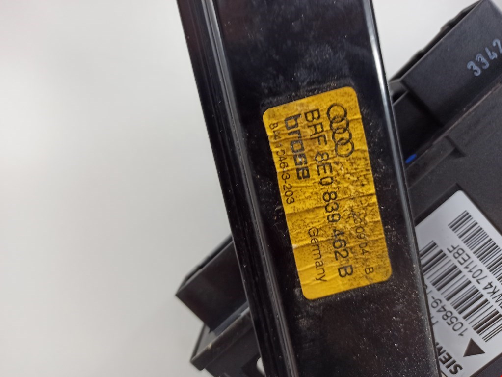 Стеклоподъемник задний правый AUDI A4 B6 2001-2005