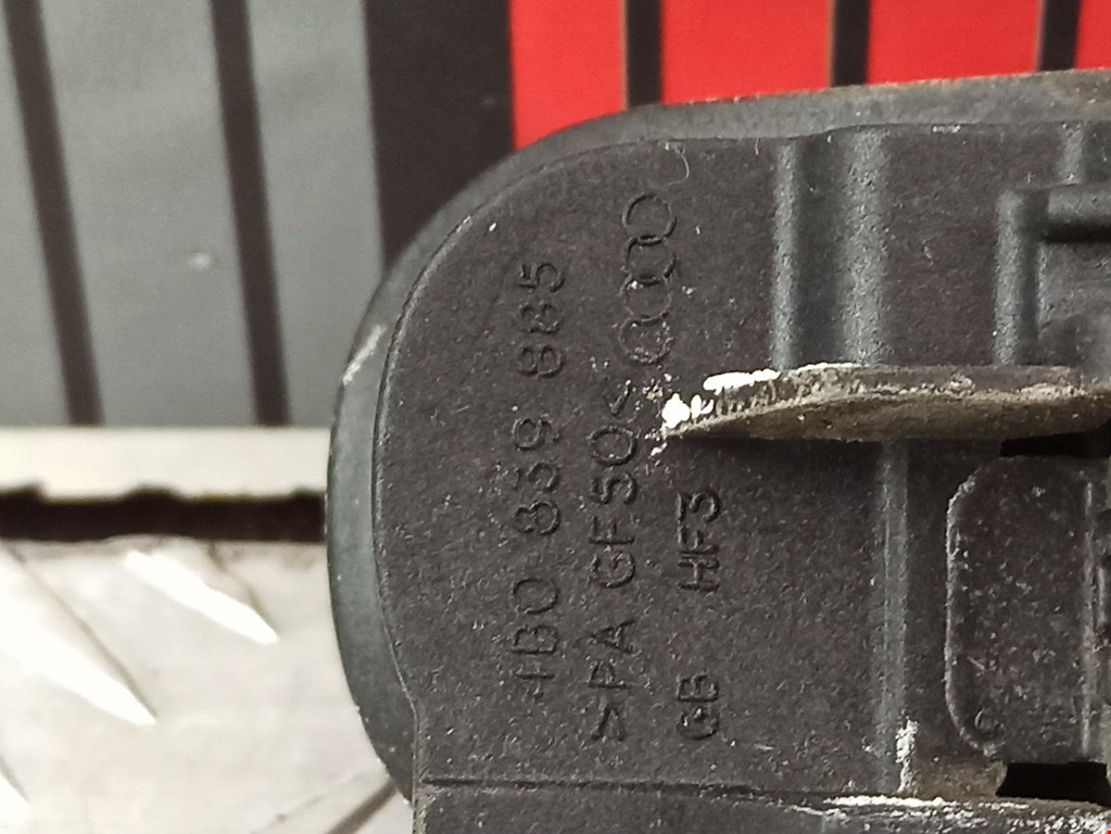 Ручка двери задней наружная правая AUDI A4 B6 2001-2005