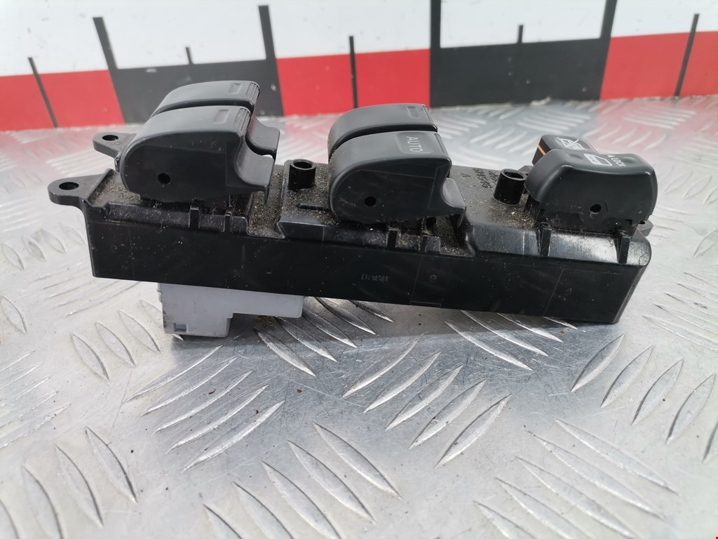 Блок управления стеклоподъемниками TOYOTA Prius II XW20 2003-2012