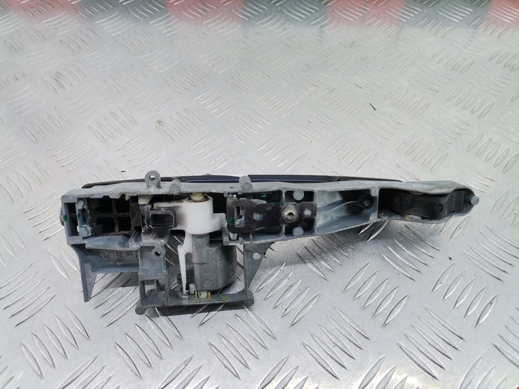 Ручка двери передней наружная правая PEUGEOT 308 2007-2015