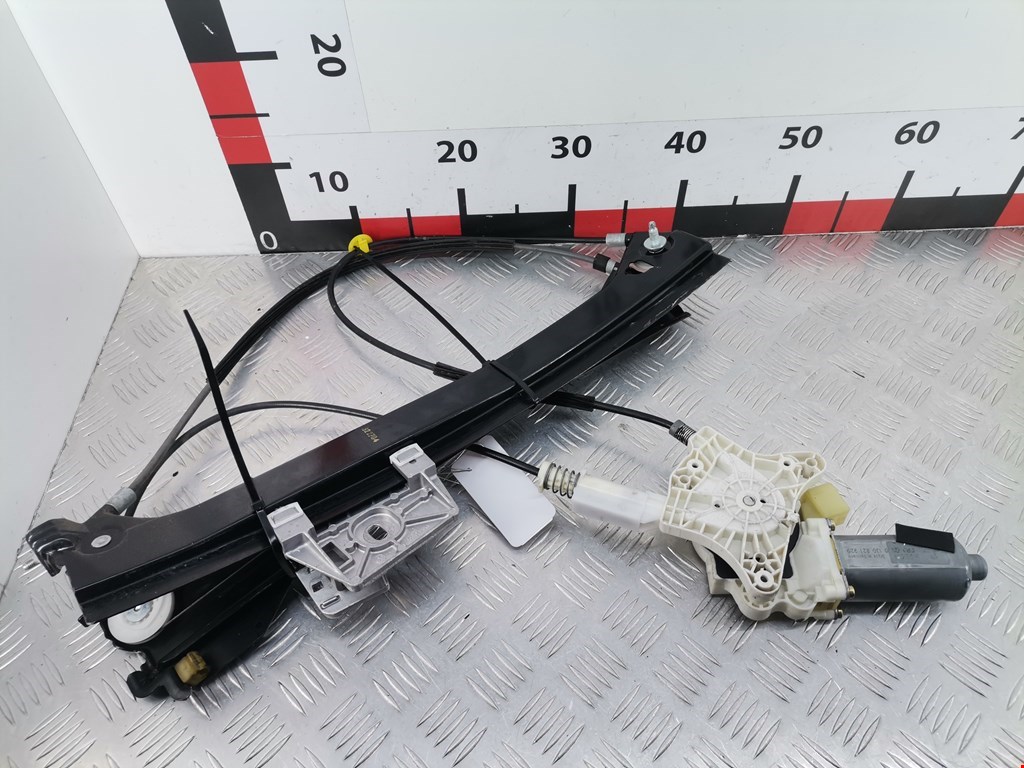 Стеклоподъемник передний правый MERCEDES-BENZ CLK-Class W209 2002-2009