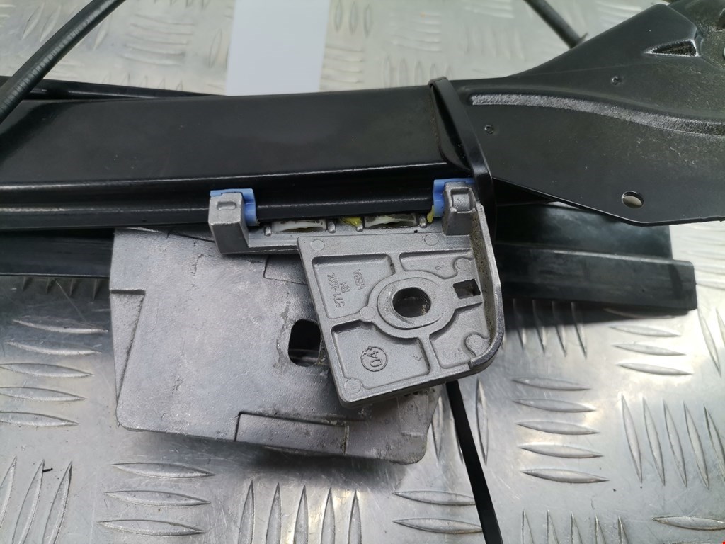 Стеклоподъемник передний правый MERCEDES-BENZ CLK-Class W209 2002-2009