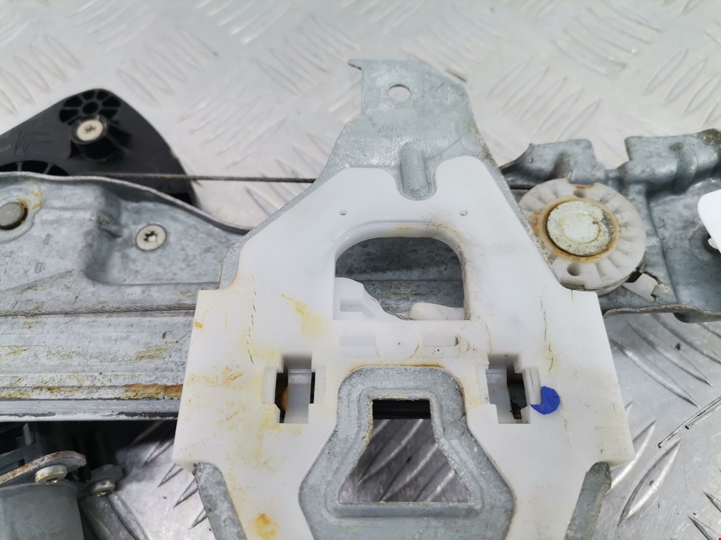 Стеклоподъемник задний правый CITROEN C4 II 2010-н.в.