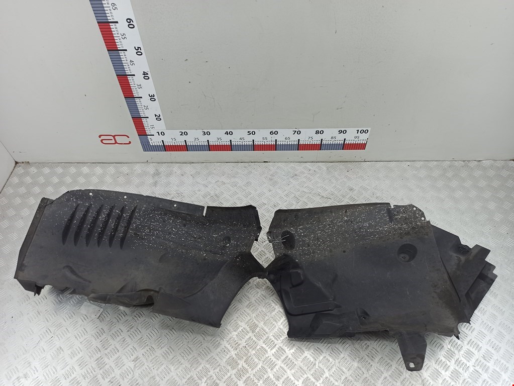 Локер (подкрылок) передний левый MERCEDES-BENZ C-Class C-klasse W204 2007-2015