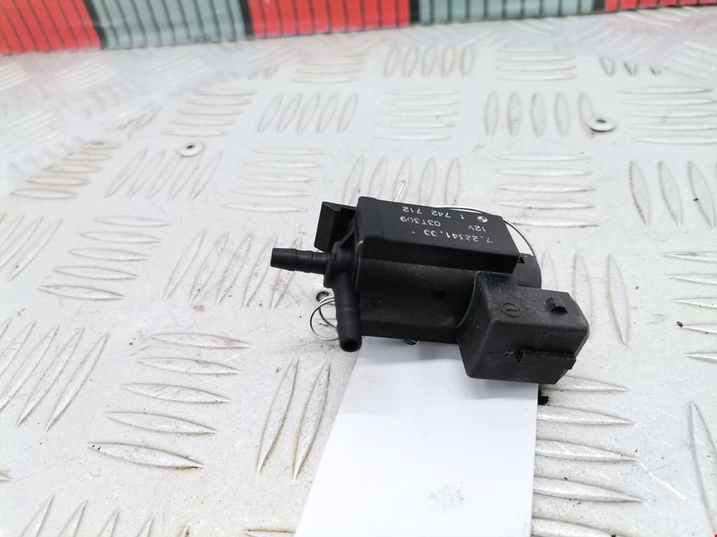 Клапан воздушного фильтра BMW 3-Series (E46) (1998-2007)