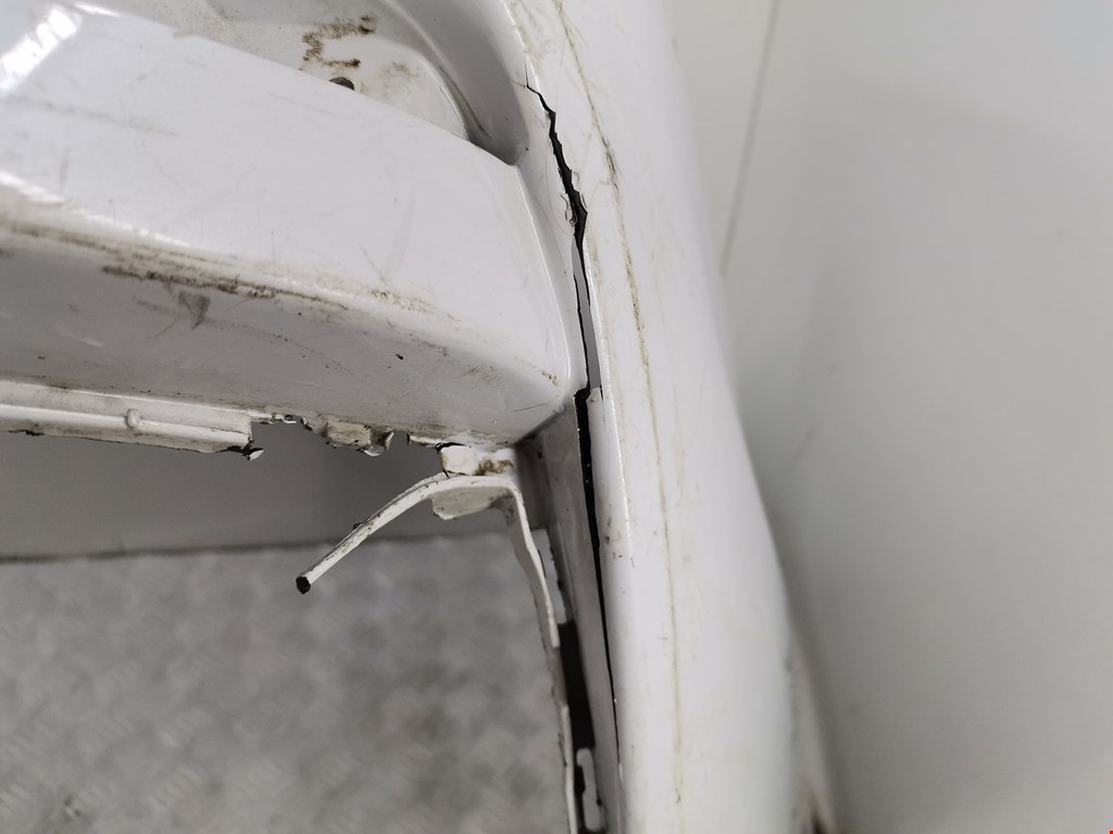 Бампер задний HYUNDAI Genesis 2013-2016