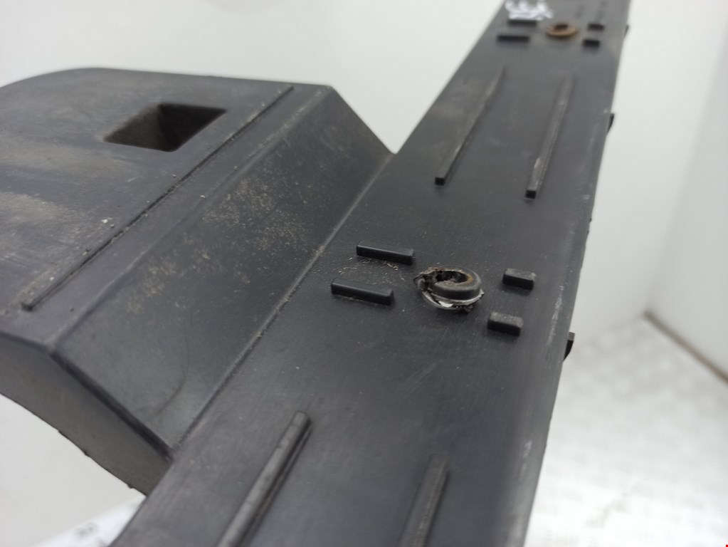 Кронштейн заднего бампера левый правый FORD Focus II 2005-2011