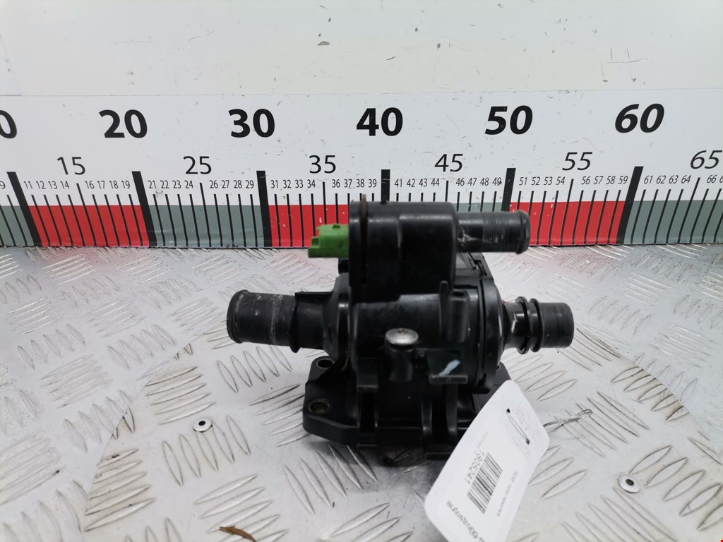 Корпус термостата FORD Fusion 2002-2012