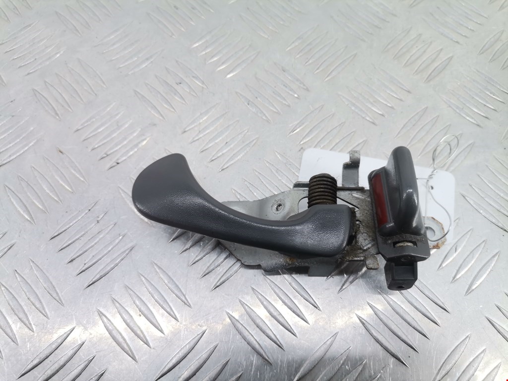 Ручка дверная передняя внутренняя правая MITSUBISHI Pajero Sport 1998-2008