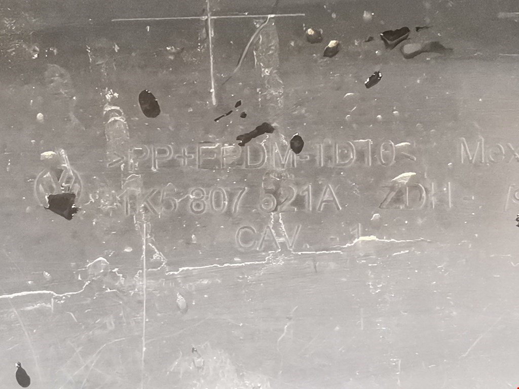 Юбка (губа) бампера задняя (заднего) VOLKSWAGEN Jetta V 2005-2011