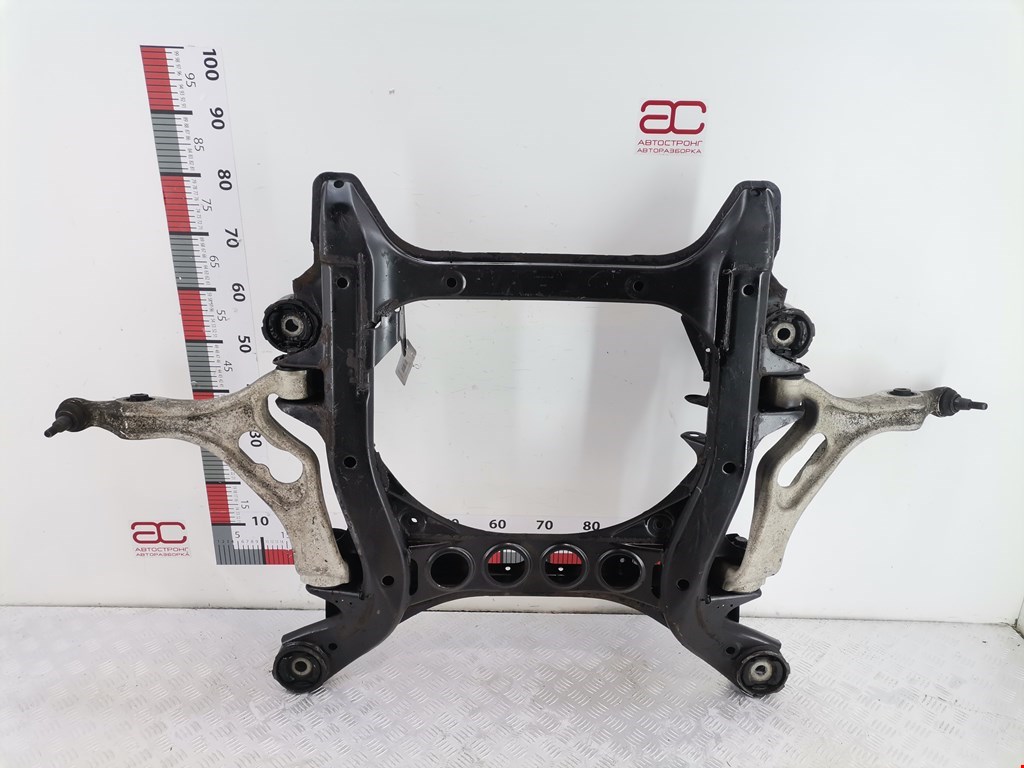 Балка передняя подрамник Volkswagen Touareg 2 (2010-2018)