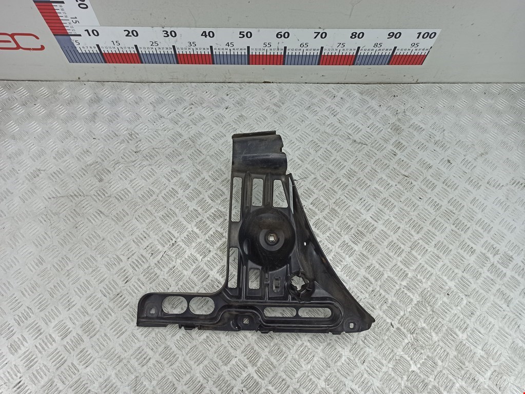 Кронштейн заднего бампера левый правый BMW 6er E63/E64 2003-2011