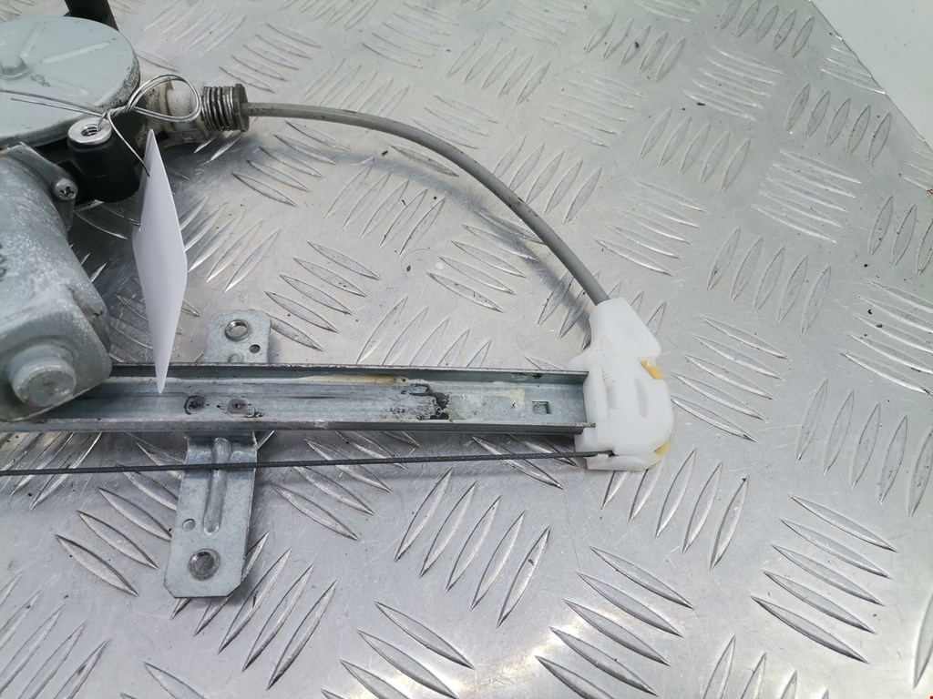 Стеклоподъемник задний левый HONDA CR-V II 2002-2007