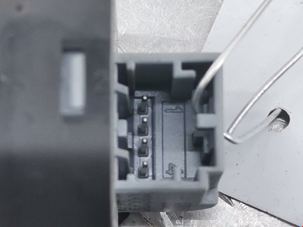 Блок управления зеркалами AUDI A4 B8 2007-2015