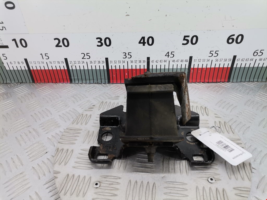 Подушка (опора) крепления двигателя Nissan Navara (D40) (2004-2015)