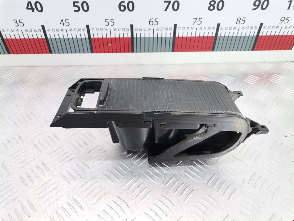 Подстаканник FORD Kuga 2008-2012