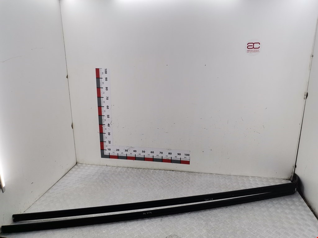 Накладка декоративная (молдинг) крыши Mercedes Vito (W638) (1996-2003)