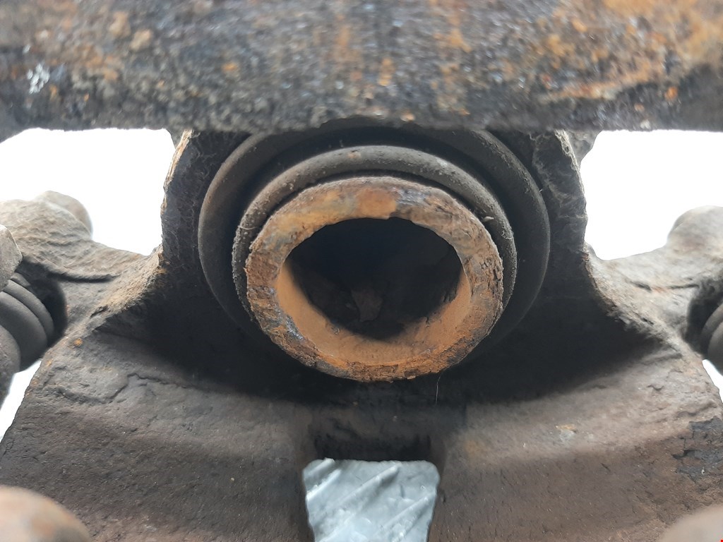 Суппорт задний правый PEUGEOT 4007 2007-2012