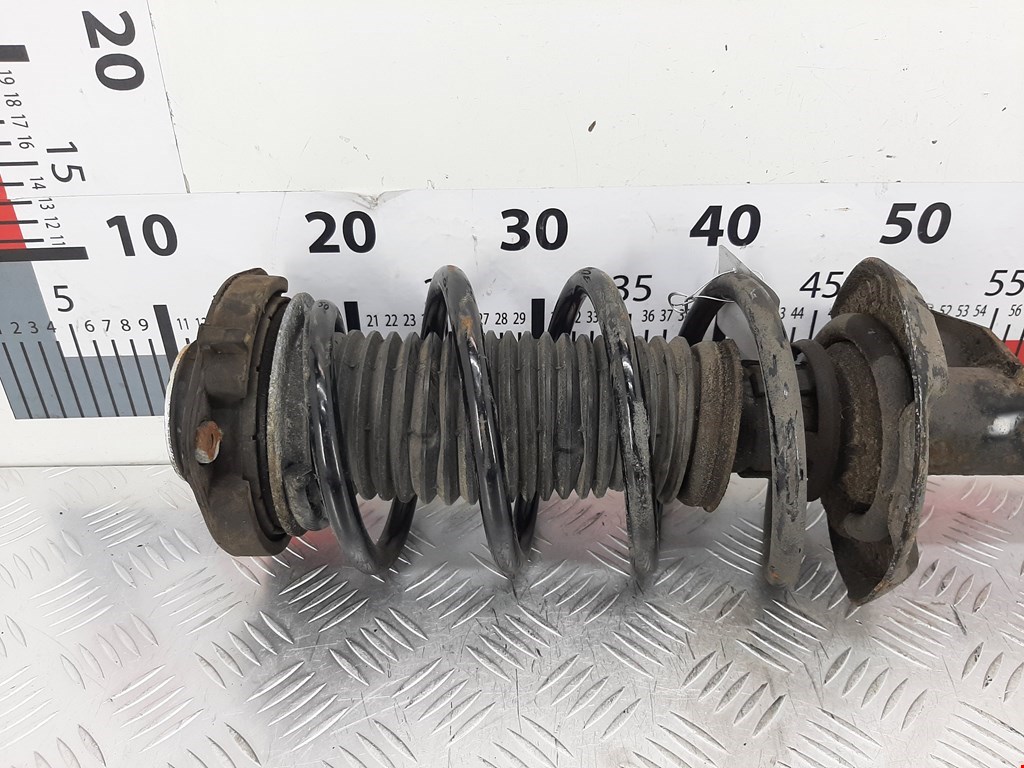 Амортизатор передний правый AUDI A3 8P 2003-2013