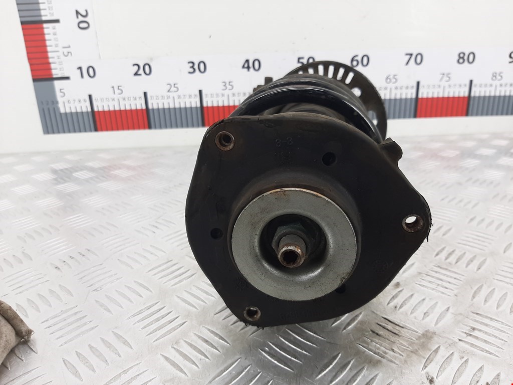 Амортизатор передний правый AUDI A3 8P 2003-2013