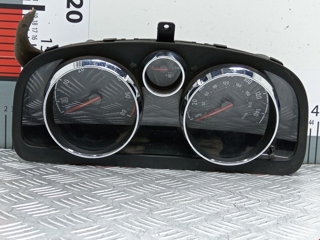 Панель приборов (щиток) OPEL Antara 2006-2015