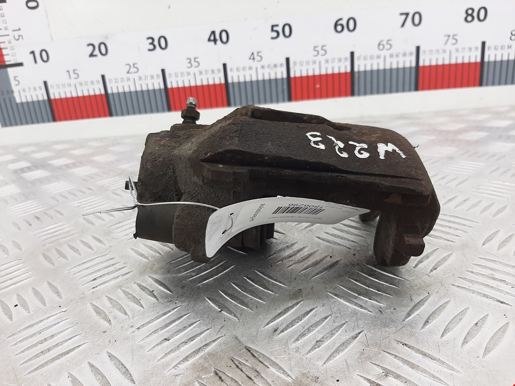 Суппорт передний левый AUDI A3 8P 2003-2013