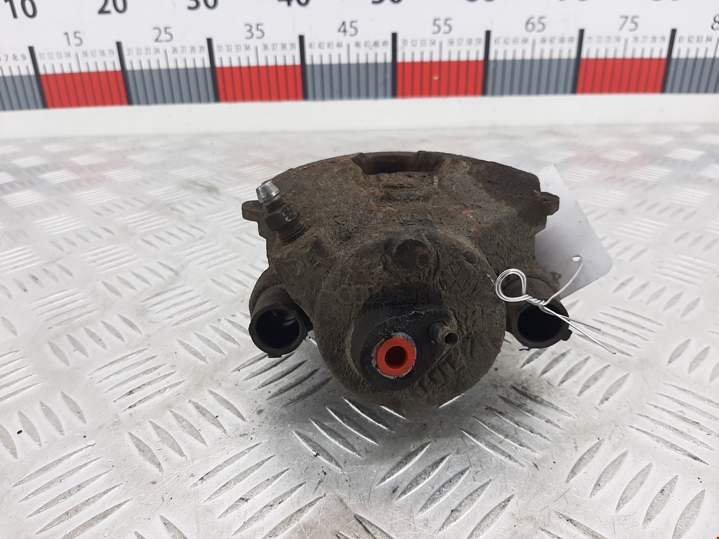 Суппорт передний левый AUDI A3 8P 2003-2013