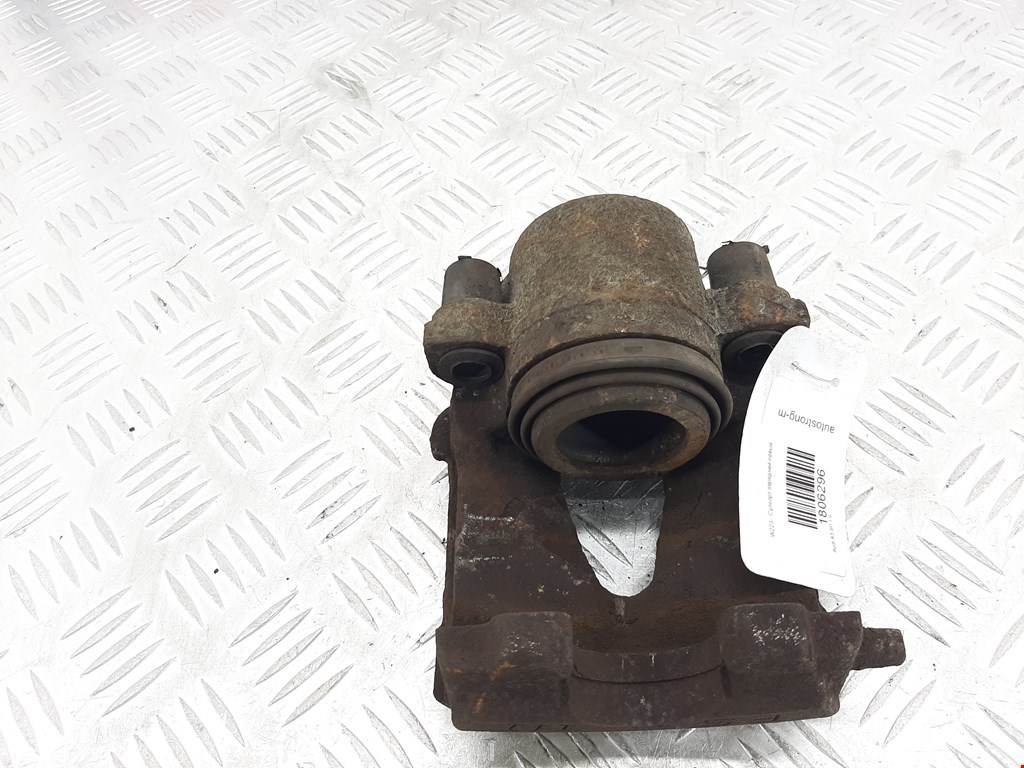 Суппорт передний левый AUDI A3 8P 2003-2013