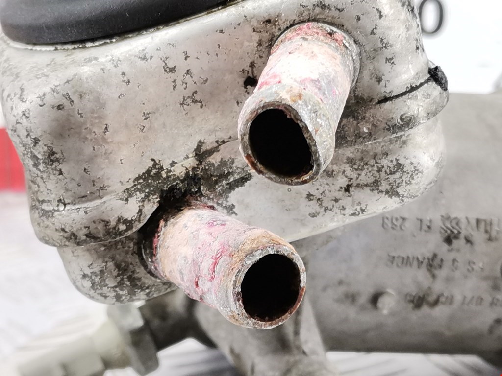 Корпус масляного фильтра VOLKSWAGEN Bora 1998-2005