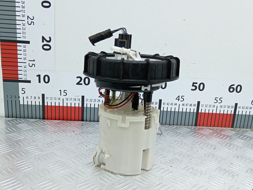 Насос топливный (электрический) FORD Fiesta 2008-2012