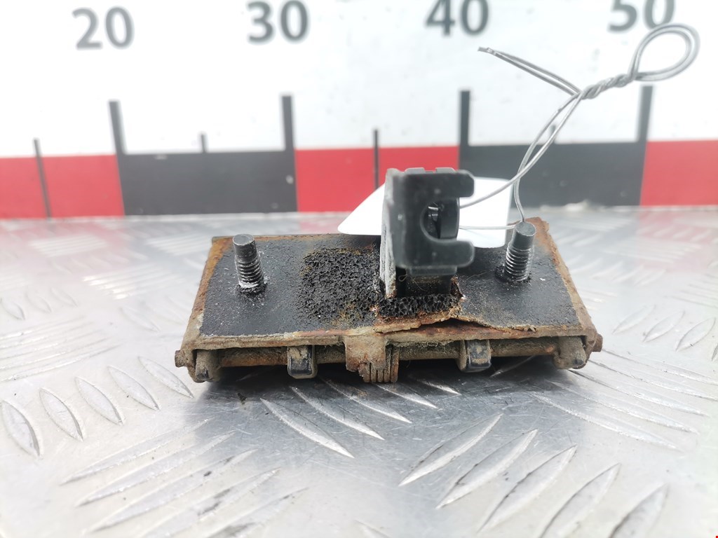 Ручка двери багажника наружная NISSAN X-Trail T30 2000-2007