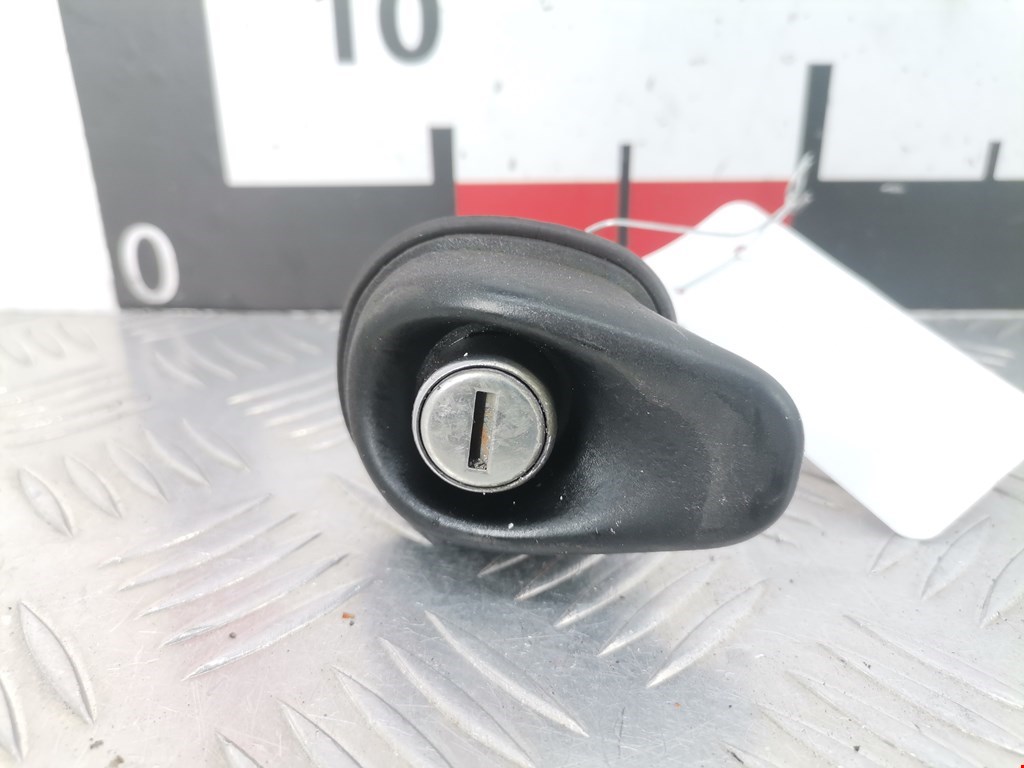 Ручка двери багажника наружная SEAT Ibiza 1993-2002