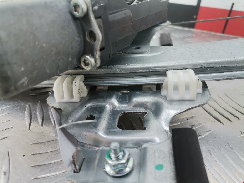 Стеклоподъемник задний правый CHEVROLET Cruze 2009-2015