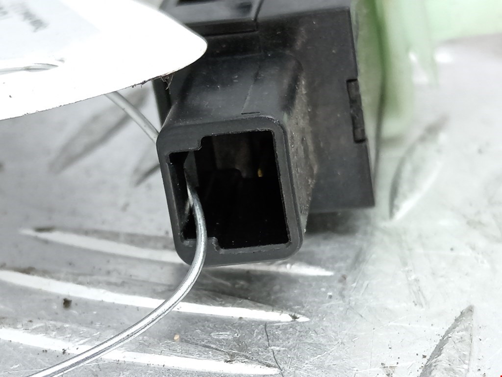 Антенна TOYOTA RAV 4 XA30 2006-2012