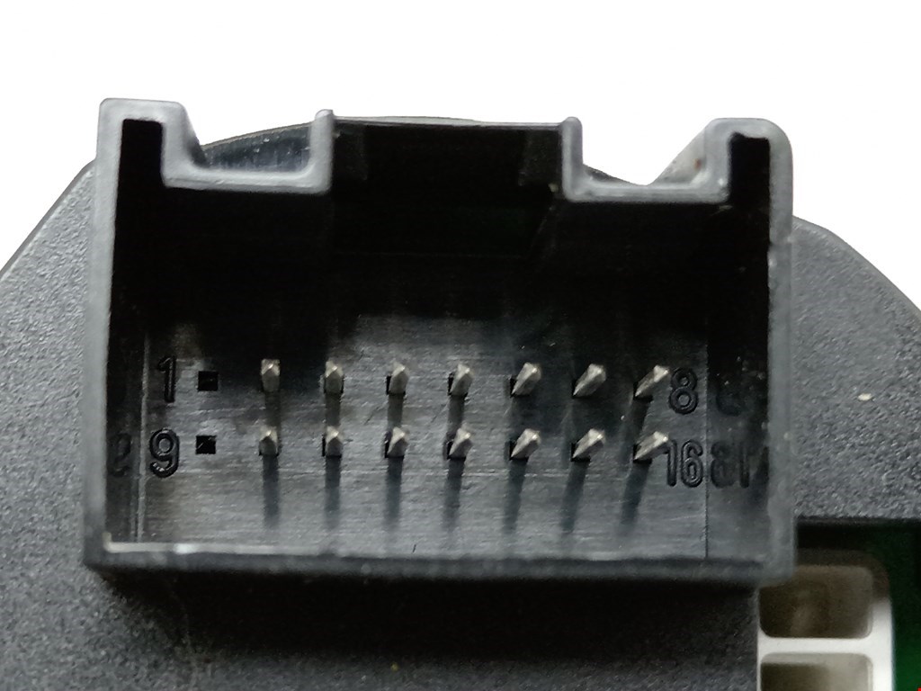 Кнопка включения полного привода VOLKSWAGEN Touareg 2002-2010