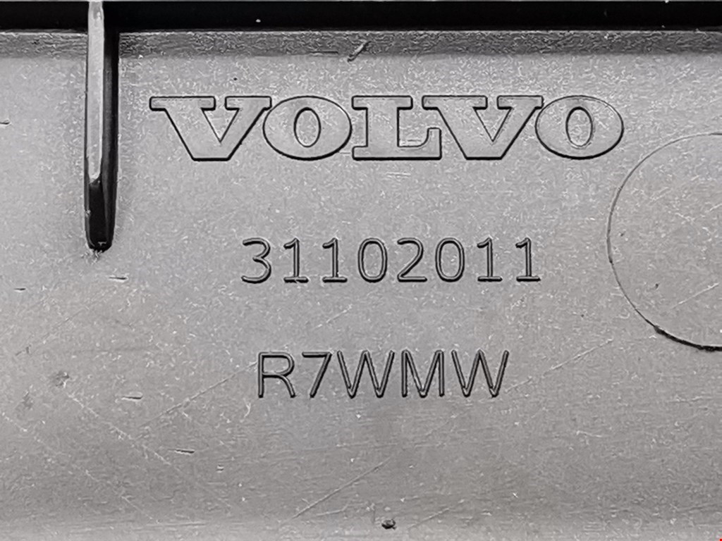 Обшивка багажника VOLVO V60 2010-2018