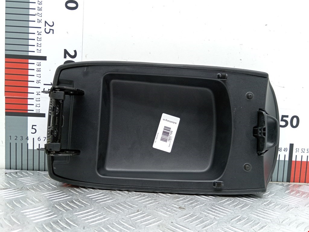 Подлокотник в салон MAZDA CX-5 2011-2017