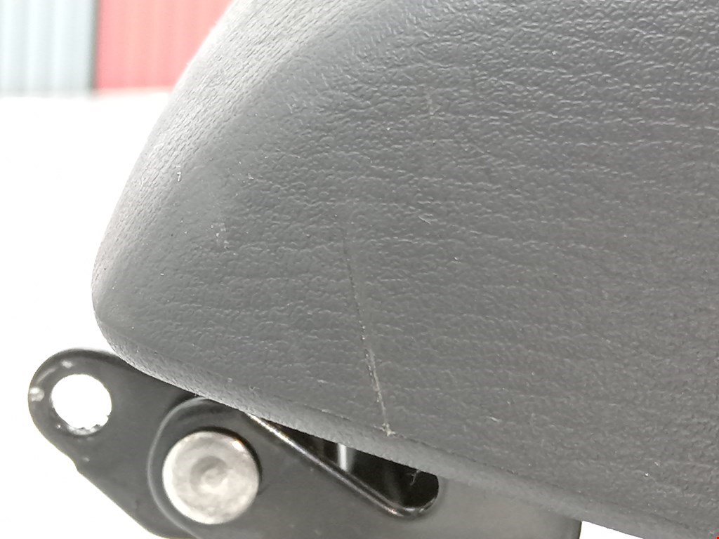 Подлокотник в салон MAZDA CX-5 2011-2017