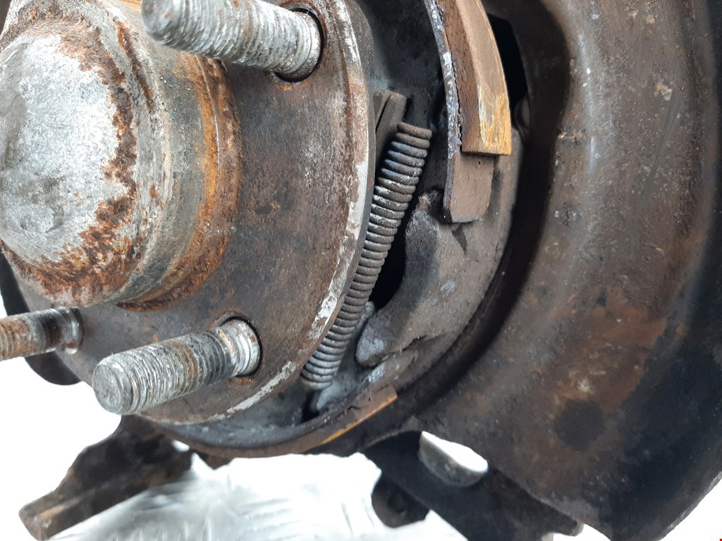 Ступица задняя левая CHRYSLER 300 M 300M 1998-2004