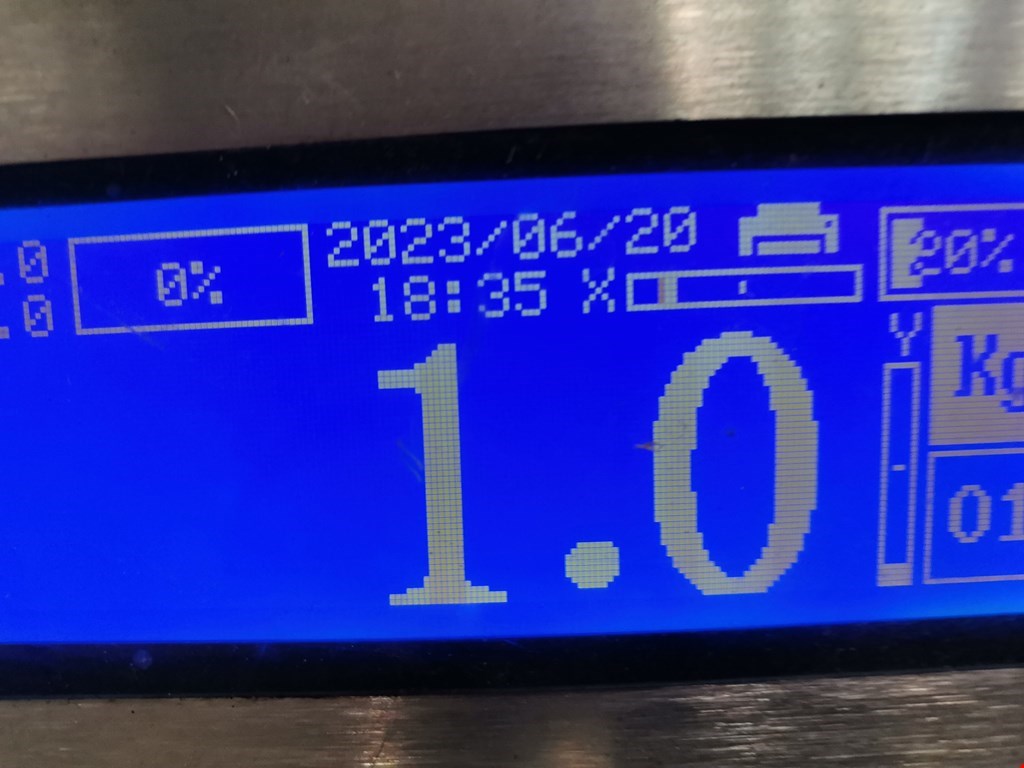 Кронштейн заднего бампера центральный MERCEDES-BENZ Sprinter 906 2006-2018