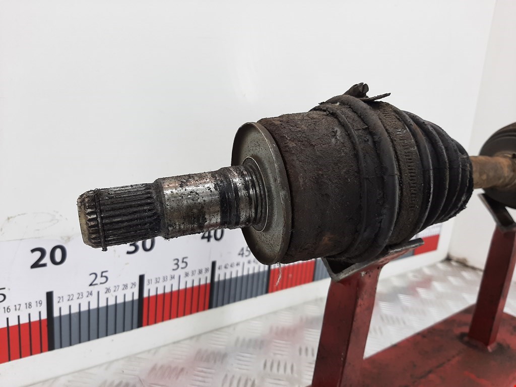 Полуось (привод, приводной вал) передняя левая MITSUBISHI L200 KB 2006-2015