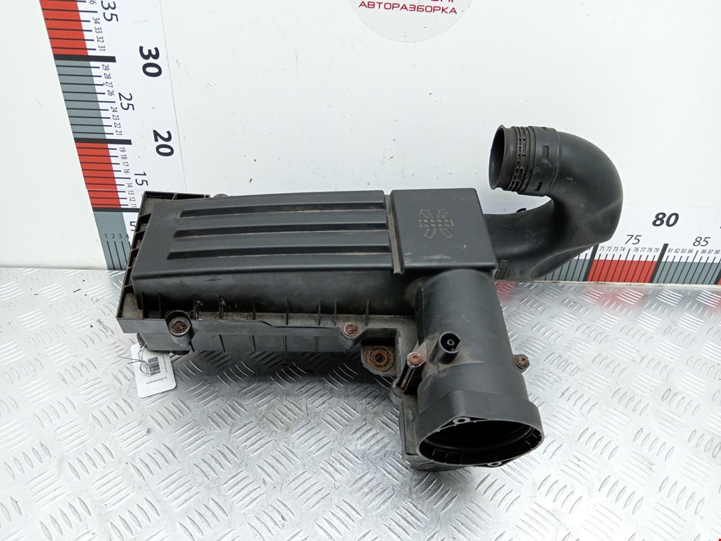 Корпус воздушного фильтра SKODA Octavia A5 1Z- 2004-2013