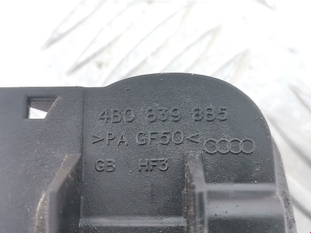 Ручка двери задней наружная правая AUDI A4 B6 2001-2005