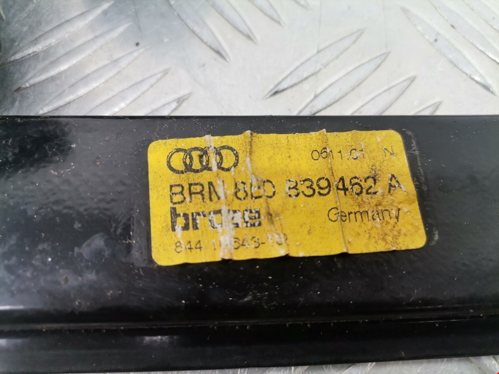 Стеклоподъемник задний правый AUDI A4 B6 2001-2005