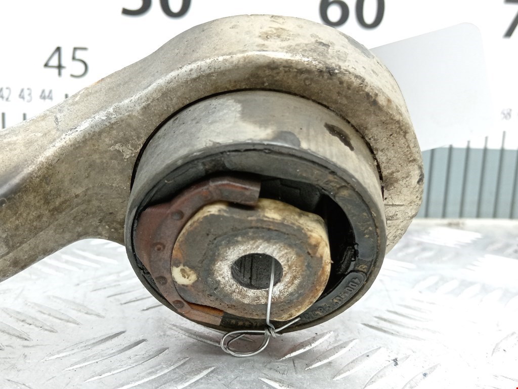 Рычаг передний правый VOLKSWAGEN Passat B5 1997-2005