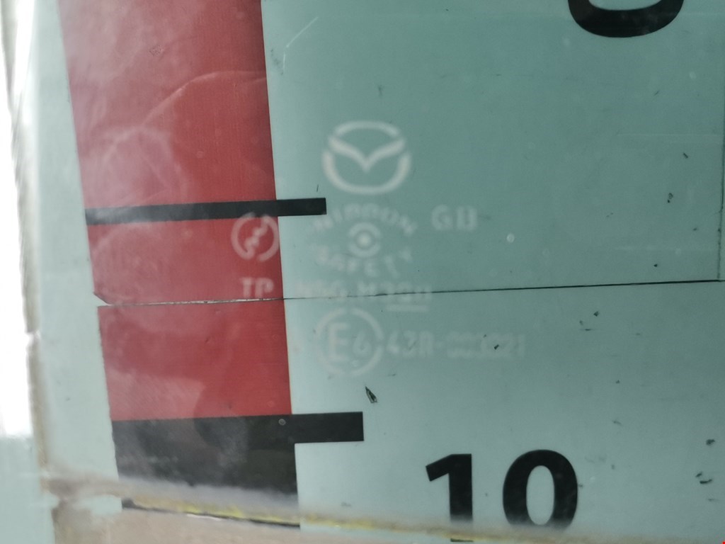 Стекло двери заднее правое MAZDA Mazda 5 CR 2005-2010